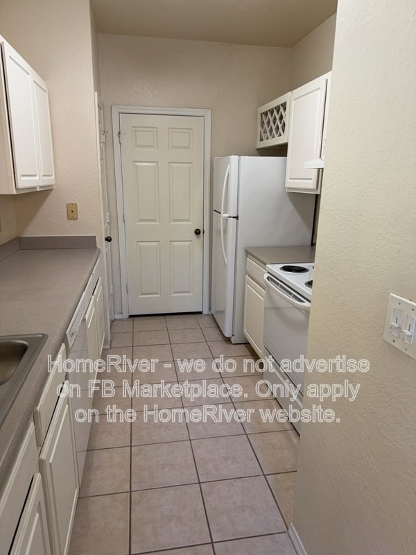 Apply Now!!! 180 VILLA DI ESTE TER property image