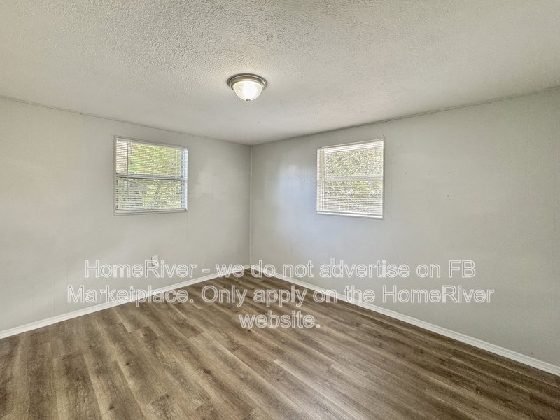 Available Now! 5313 MURDOCK AVE, SARASOTA FL 34231 property image