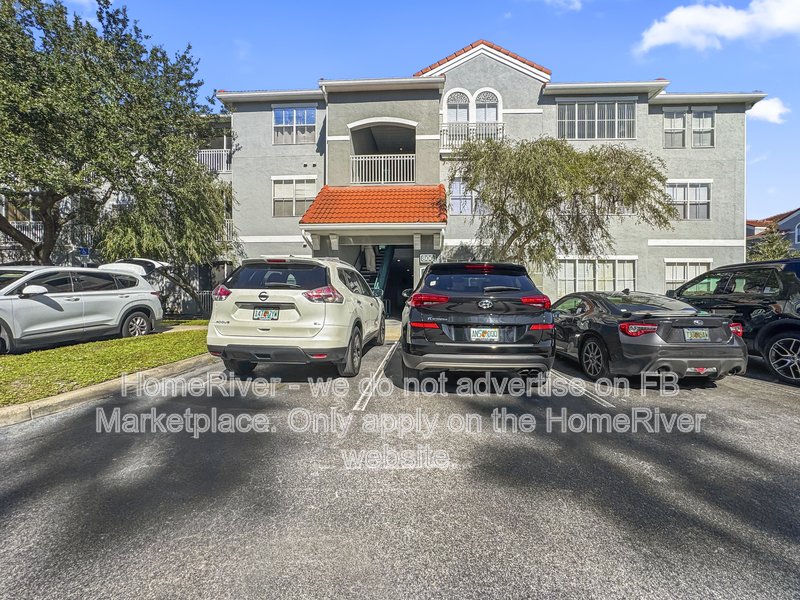 Move in Ready! 18001 Richmond Place Dr Apt 822 property image