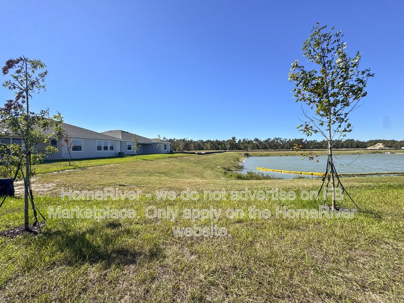 Available Now! - 2333 STRATTEN DR, ZEPHYRHILLS, FL property image