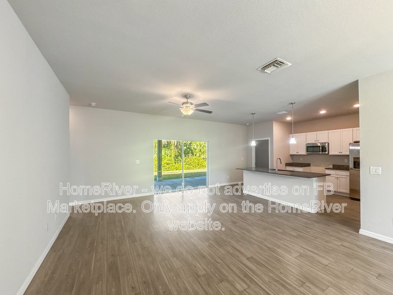 Move In Ready! - 431 Venango St Port Charlotte , FL 33954 property image