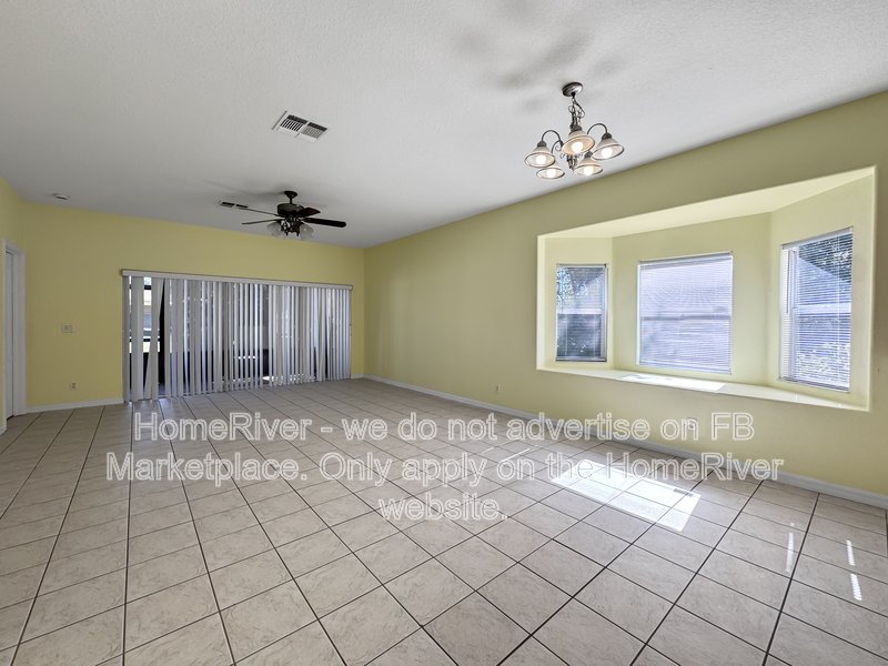 Move In Ready! - 20766 GREAT LAUREL AVE, TAMPA FL 33647 property image