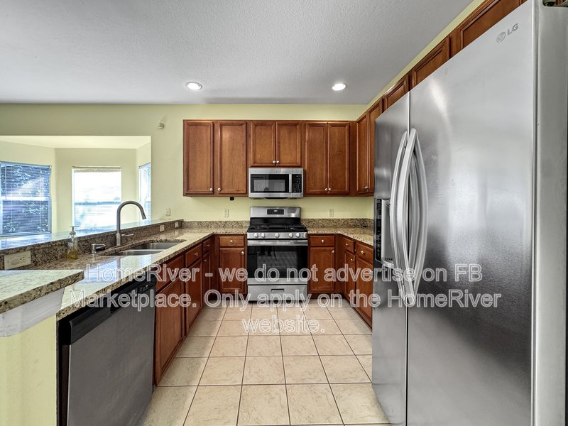 Move In Ready! - 20766 GREAT LAUREL AVE, TAMPA FL 33647 property image