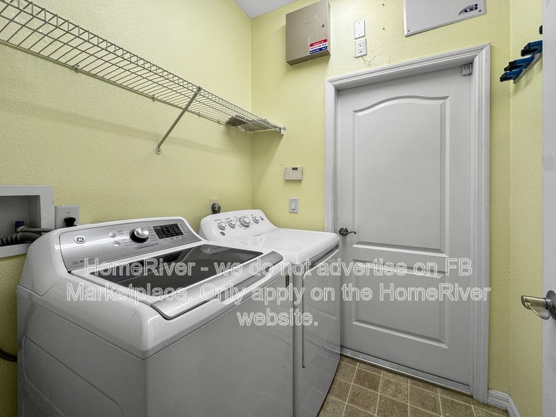 Move In Ready! - 20766 GREAT LAUREL AVE, TAMPA FL 33647 property image