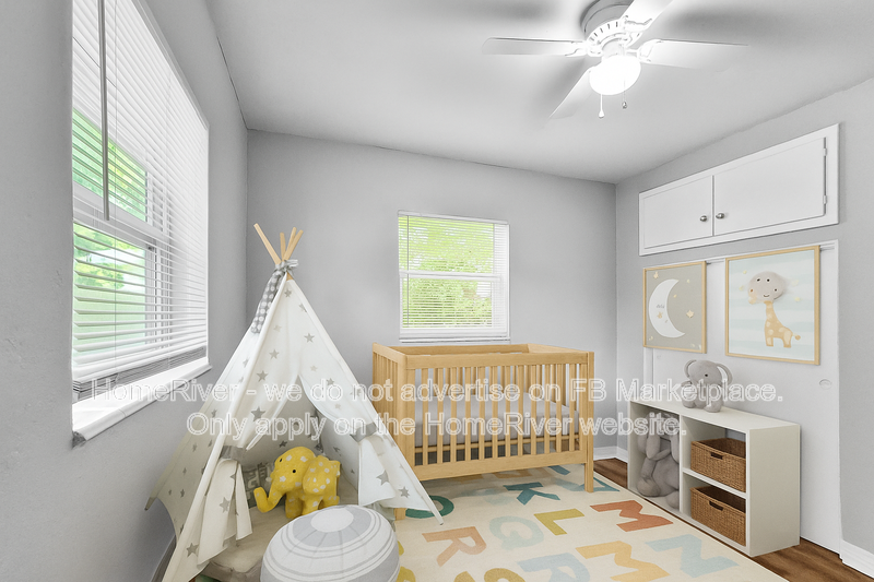 Available Now! 10849 60th Ave, Seminole FL 33772 property image