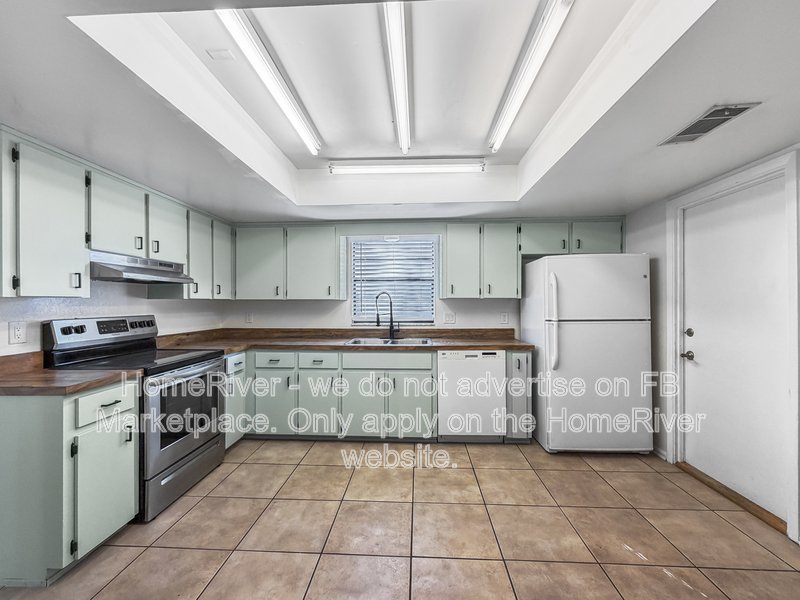 Move in Ready! 1543 ELF STONE DR, property image