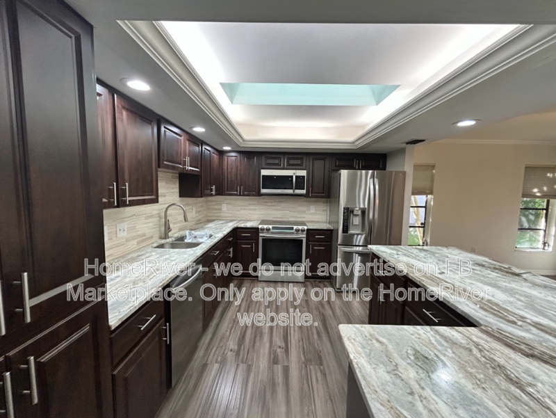 Move In Ready! - 4959 SOUTHERN WOOD DR, SARASOTA FL 34241 property image