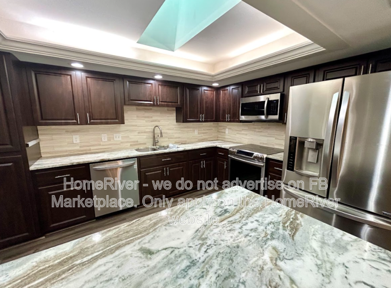 Move In Ready! - 4959 SOUTHERN WOOD DR, SARASOTA FL 34241 property image