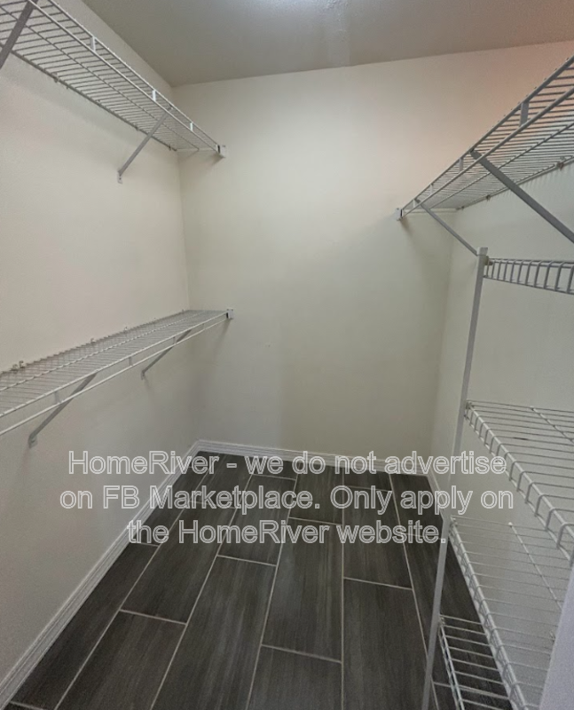 Move In Ready! - 4959 SOUTHERN WOOD DR, SARASOTA FL 34241 property image