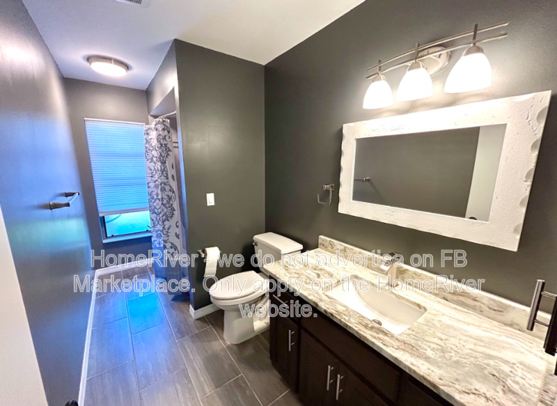 Move In Ready! - 4959 SOUTHERN WOOD DR, SARASOTA FL 34241 property image