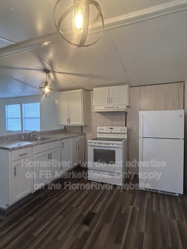 Apply Now!!!- 14750 SE 48th Ct Summerfield, FL 34491 property image