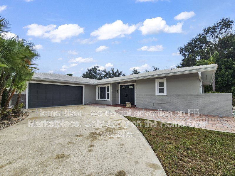 Move In Ready! - 1838 Brookhaven Dr, Sarasota FL 34239 property image