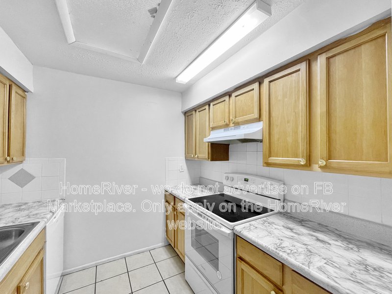 Move In Ready! - 4132 Corsair Ave in Kissimmee, FL 34741 property image