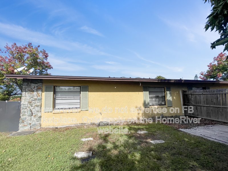 Move In Ready! - 4132 Corsair Ave in Kissimmee, FL 34741 property image