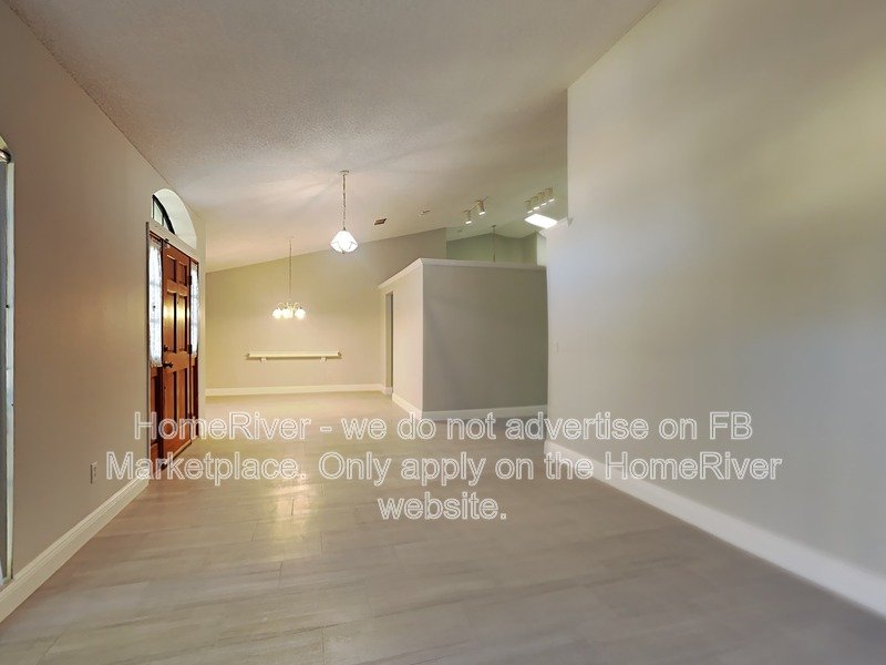 Apply Now! 12720 Forestedge Circle property image