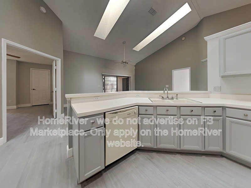 Apply Now! 12720 Forestedge Circle property image