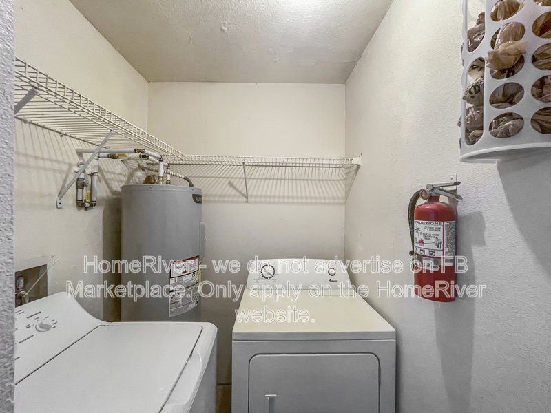 Move In Ready!-4716 Walden Cir Unit 1617 Orlando FL 32811 property image