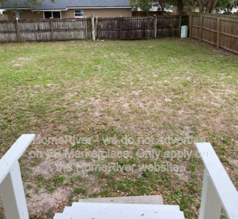 Available Now! Amazing 3 bedroom, 2 bath home! property image