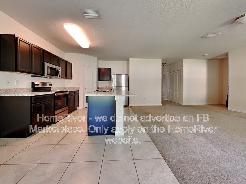 Coming Soon! - 10113 CANDLEBERRY WOODS LN GIBSONTON FL 33534 property image