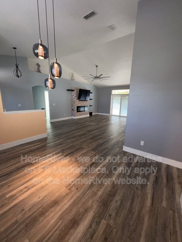 Move In Ready! - 10630 SUMMIT LAKES LN, CLERMONT FL 34711 property image