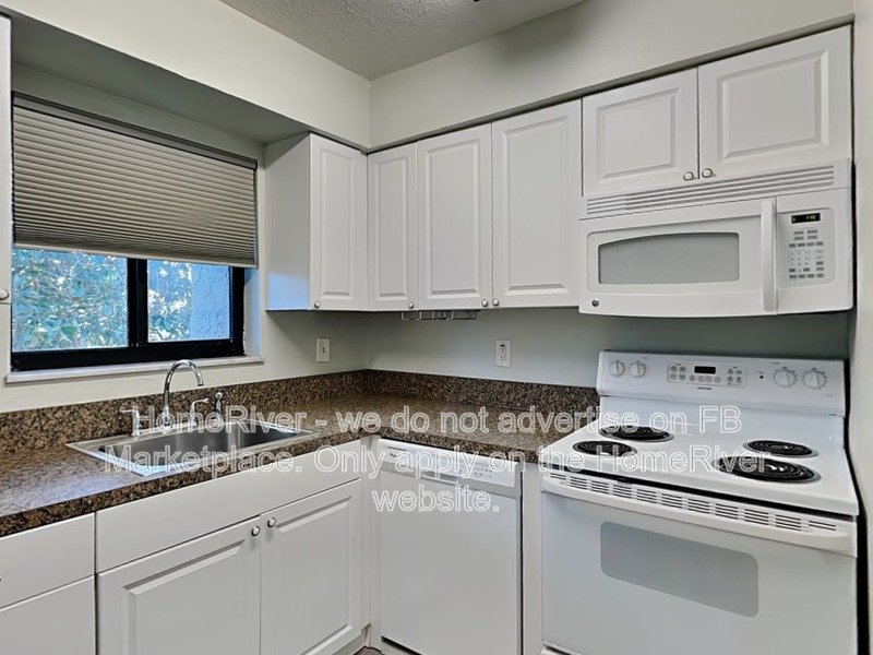 APPLY NOW!!! 155 Springwood cir apt D property image