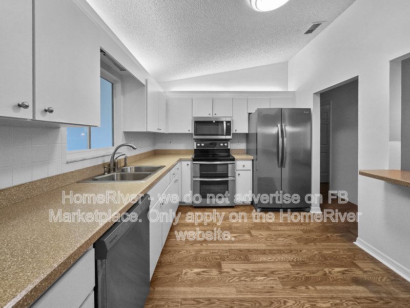 Move In Ready! - 9461 SE 173RD LN, SUMMERFIELD FL 34491 property image