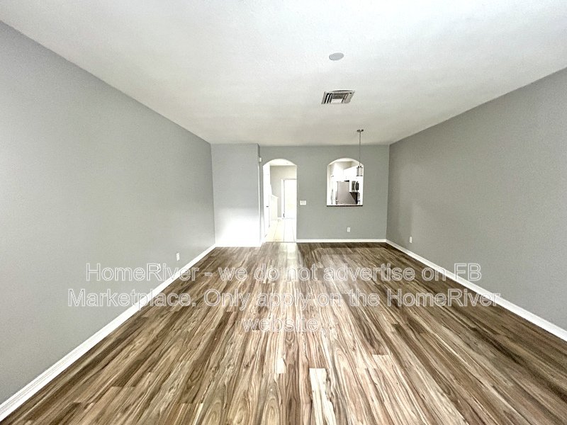 Do Not Miss Out! - 5813 Fishhawk Ridge Dr Lithia, FL 33547 property image