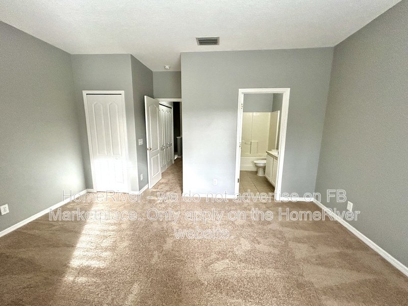 Do Not Miss Out! - 5813 Fishhawk Ridge Dr Lithia, FL 33547 property image