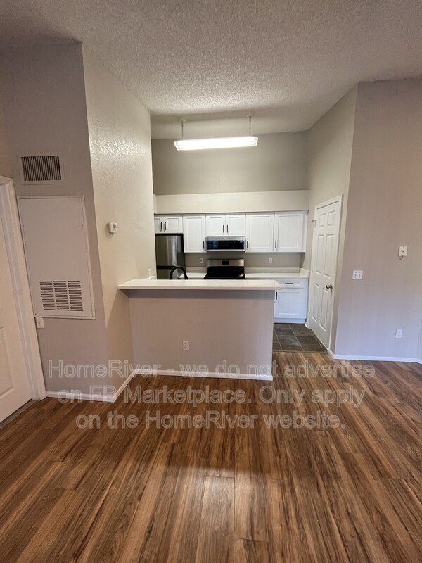 Available Now - 5124 Park Central Dr Apt 528 property image
