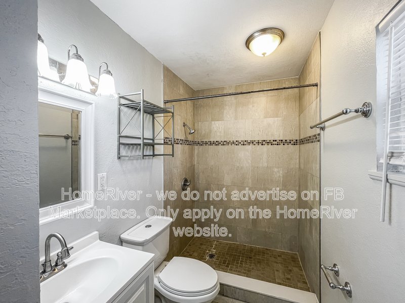 Available Now! Amazing 3 bedroom, 2 bath home! property image