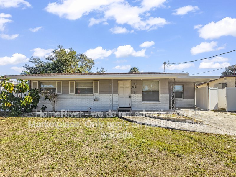 Available Now! 3 bed 2 bath South Tampa Home property image