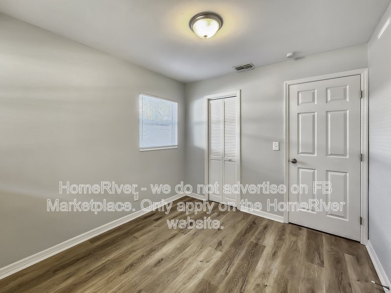 Available Now! 3 bed 2 bath South Tampa Home property image