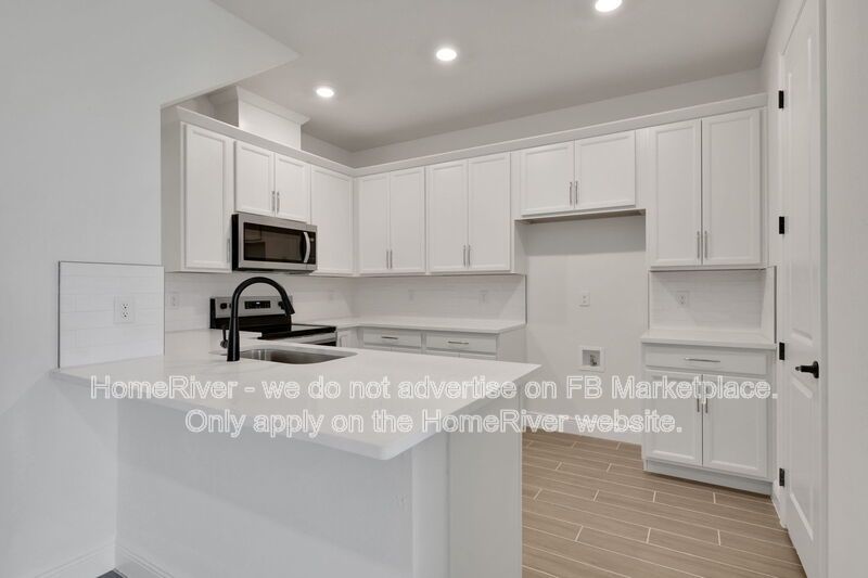 2025 New Build! 7582 Sea Oak Court, Parrish FL 34219 property image