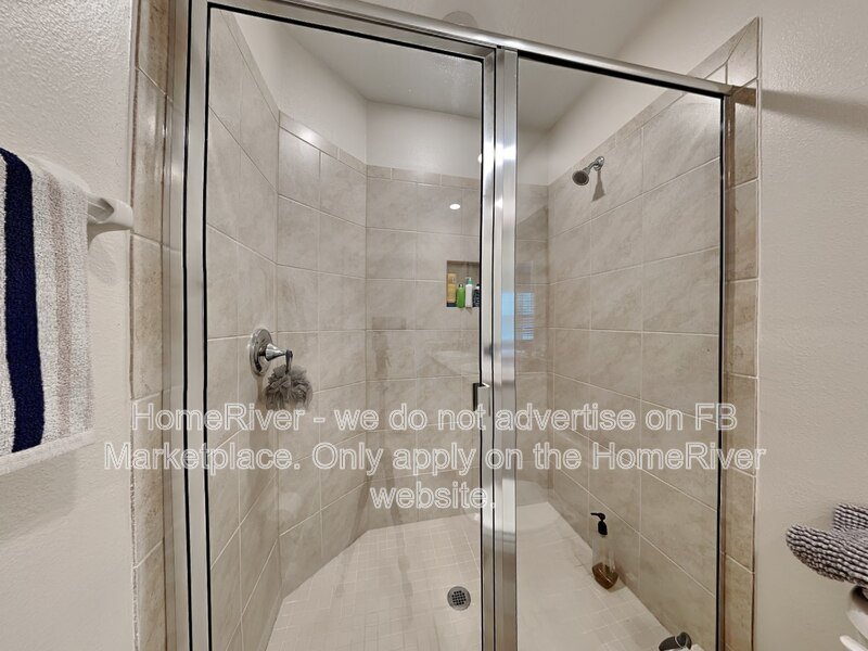 Move In Ready! - 2567 MIDNIGHT PEARL DR SARASOTA FL 34240 property image