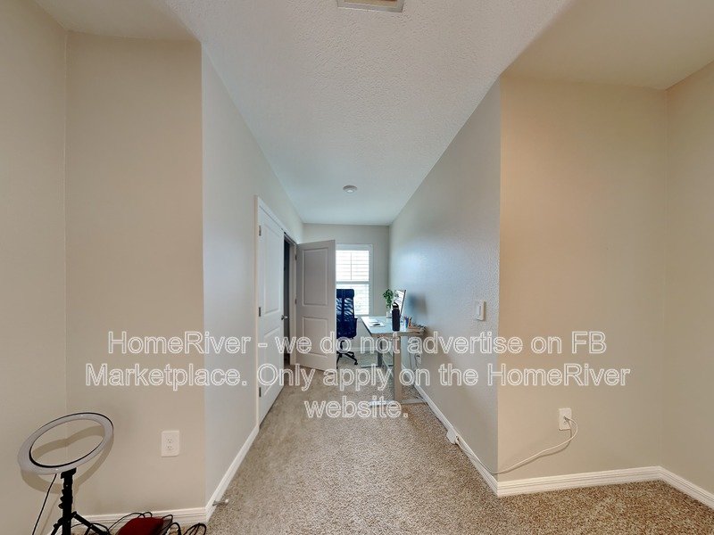 Move In Ready! - 2567 MIDNIGHT PEARL DR SARASOTA FL 34240 property image