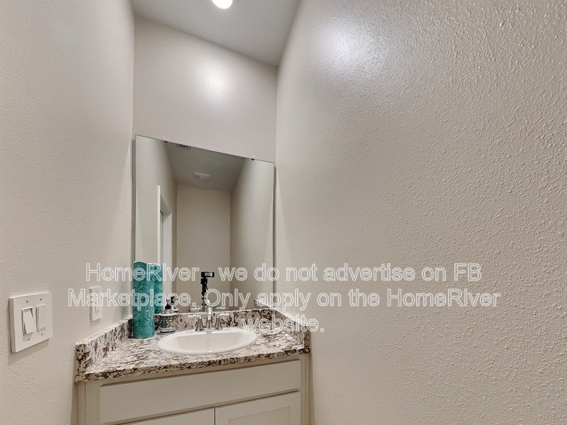 Move In Ready! - 2567 MIDNIGHT PEARL DR SARASOTA FL 34240 property image