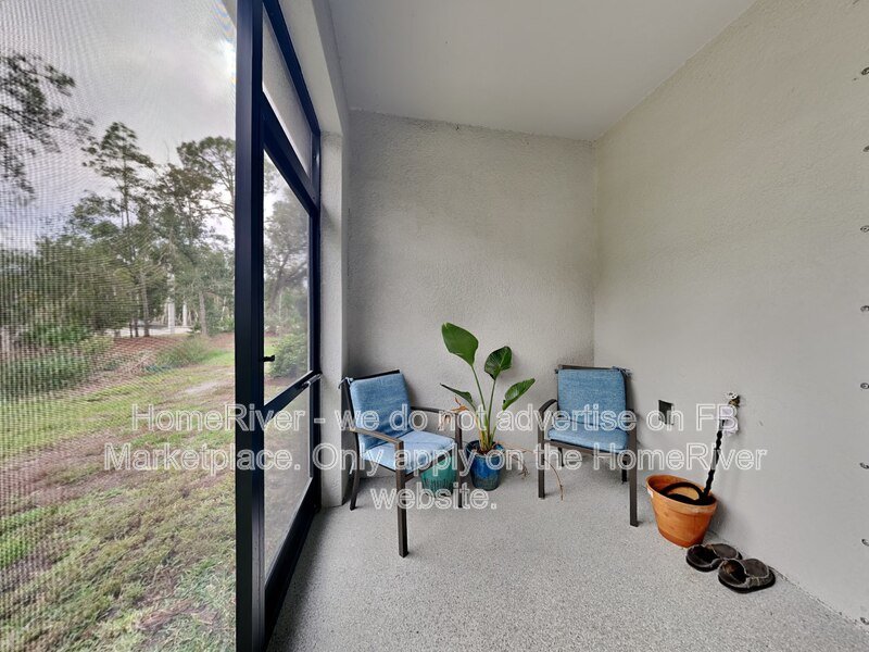 Move In Ready! - 2567 MIDNIGHT PEARL DR SARASOTA FL 34240 property image