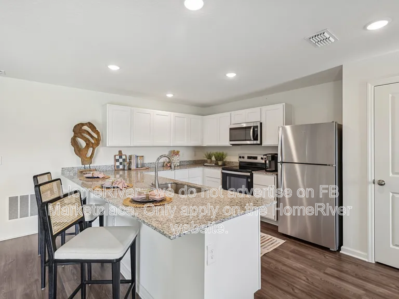 Available Now! Amazing 4 bed 2 bath home! property image