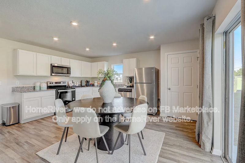 Available Now! Amazing 3 bed 2.5 bath home! property image