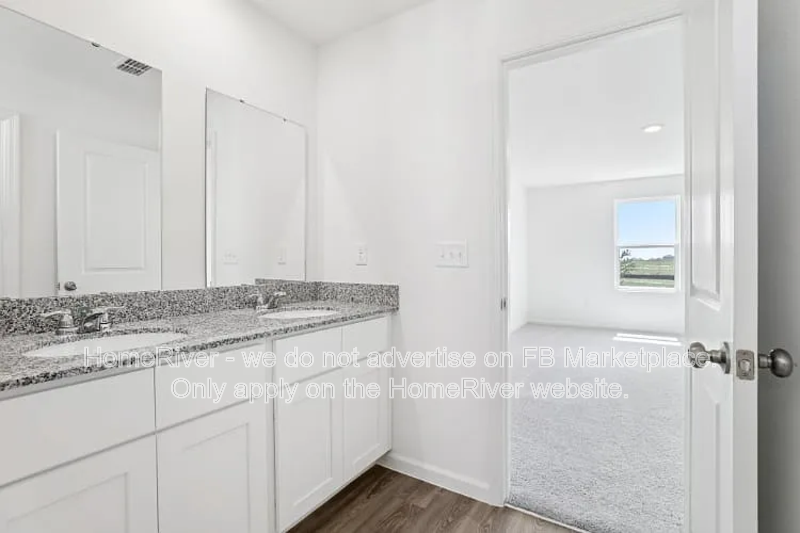 Available Now! Amazing 4 bed 3 bath home! property image