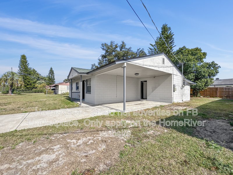 Available Now! Amazing 3 bed 1 bath! property image