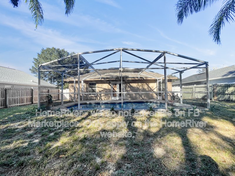 Available Now! - 225 Glasgow Ct, Davenport property image