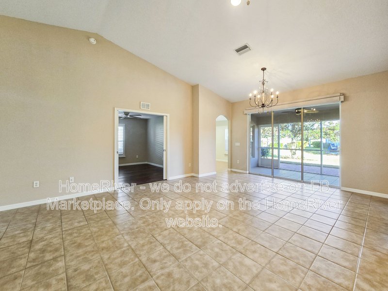 55+ Apply Now!!! 10156 MAINSAIL DR, property image