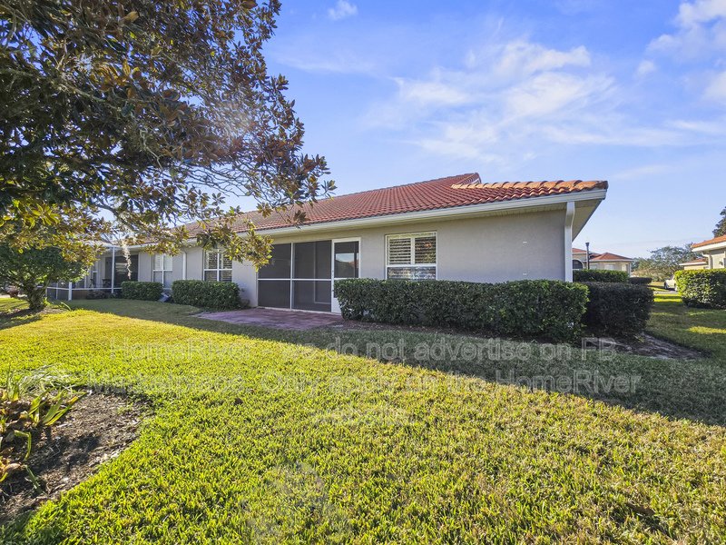 55+ Apply Now!!! 10156 MAINSAIL DR, property image