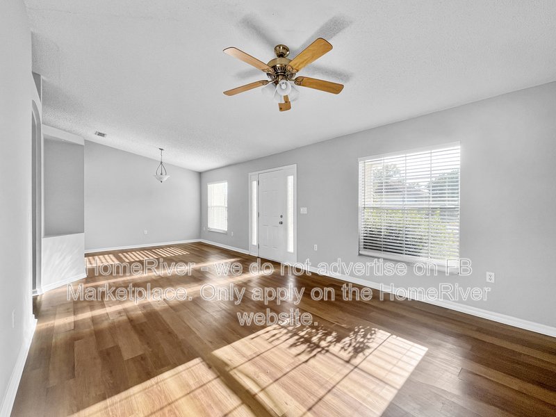 Available Now! Amazing 3 bed 2 bath home! property image