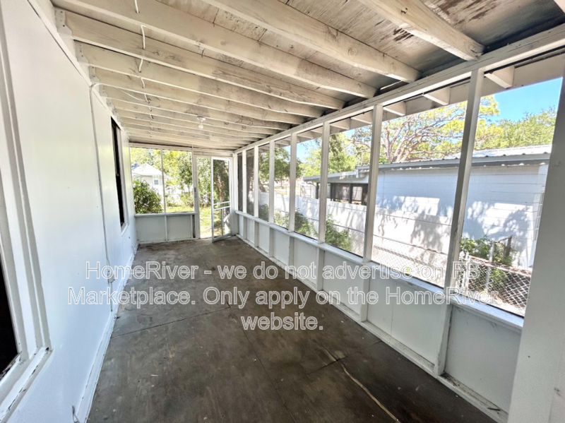 Available Now - 509 27th Ave. S. Saint Petersburg, FL 33705 property image