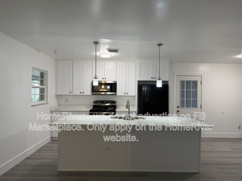 Availale Now - 4926 Shetland Ave, Tampa property image