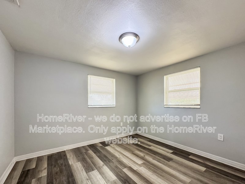 Available Now! Amazing 3 bed 2 bath home! property image