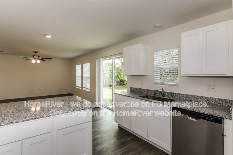 Available Now! Amazing 4 bed 2 bath home! property image