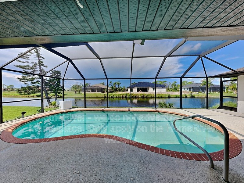 Move In ready! Pool Home property image